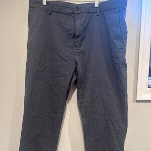 NWT- Banana Republic Pant
